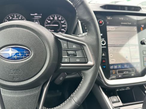 Certified 2025 Subaru Outback Limited image 30