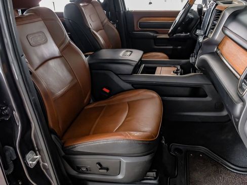 Used 2021 RAM 3500 Limited image 31