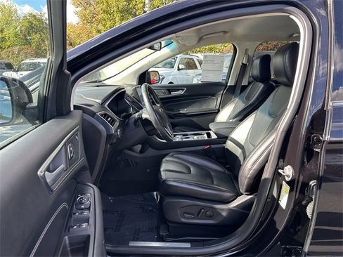 Certified 2021 Ford Edge Titanium w/ Cargo Accessory Package image 19