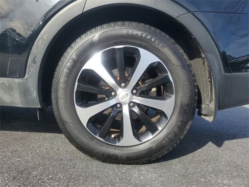 Used 2018 Kia Sorento EX w/ EX Advanced Touring Package image 7