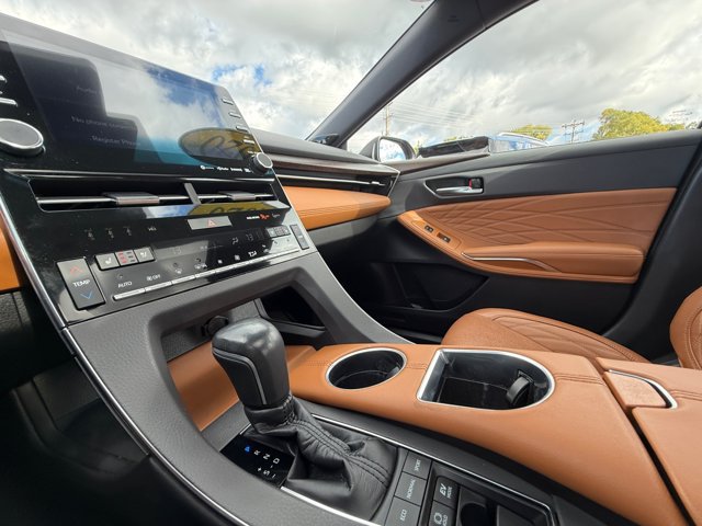 Used 2020 Toyota Avalon Limited w/ Advanced Safety Package FWD image 22