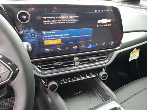 New 2026 Chevrolet Equinox EV RS image 8