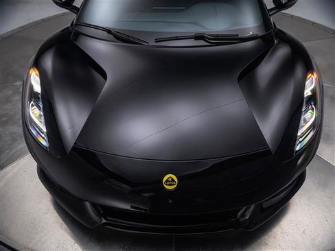 Used 2024 Lotus Emira First Edition image 11