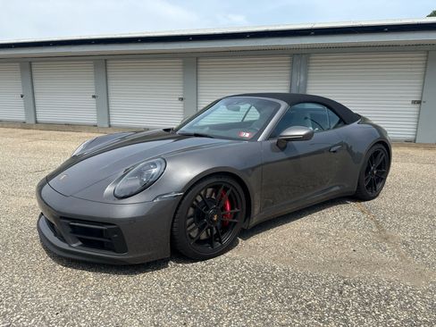Used 2024 Porsche 911 Carrera GTS RWD image 10