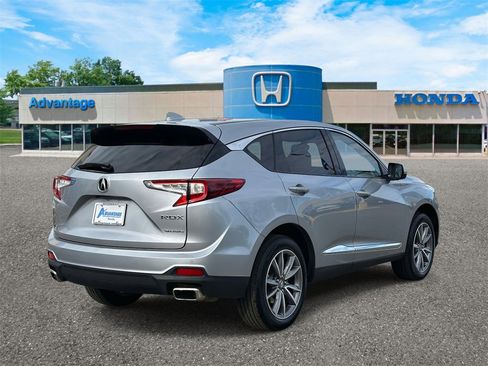 Used 2023 Acura RDX w/ Technology Package image 5