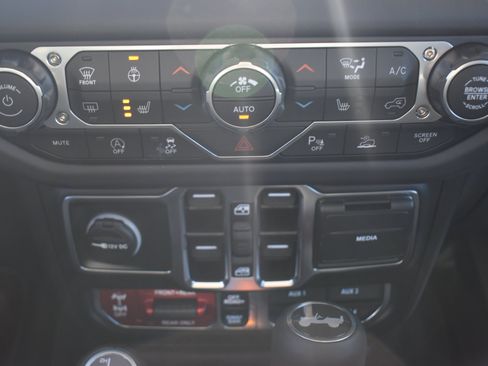 New 2026 Jeep Wrangler Unlimited Rubicon image 30