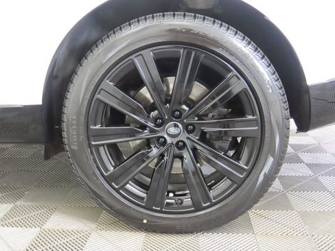 Certified 2023 Land Rover Range Rover Long Wheelbase SE image 30