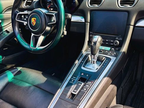 Used 2019 Porsche 718 Boxster image 26