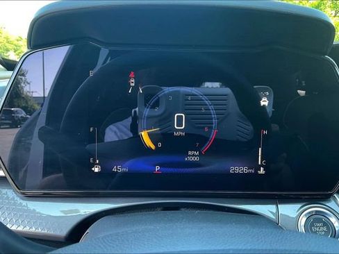 Used 2025 Chevrolet Trax ACTIV w/ Sunroof Package FWD image 12
