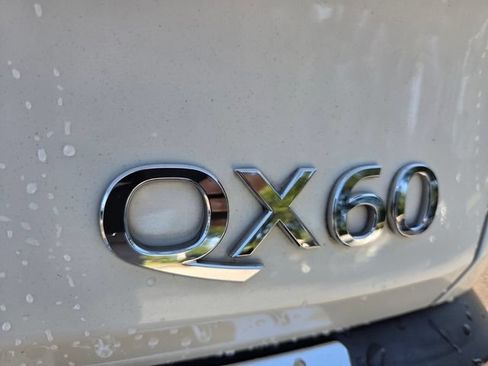 Used 2023 INFINITI QX60 Luxe w/ Performance Audio Package FWD image 18