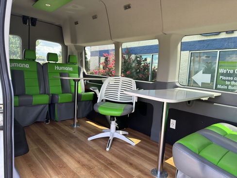 Used 2018 Ford Transit 350 XL RWD image 15
