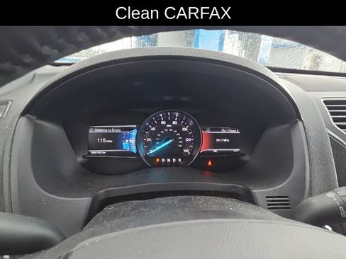 Used 2017 Ford Explorer XLT w/ Equipment Group 202A AWD/4WD image 6