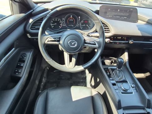 Used 2022 MAZDA MAZDA3 s FWD image 8