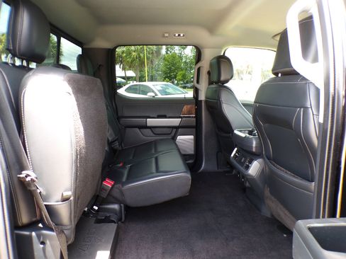 Used 2021 Ford F150 Lariat image 22