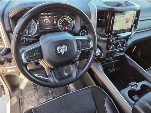 Used 2024 RAM 1500 Laramie image 10