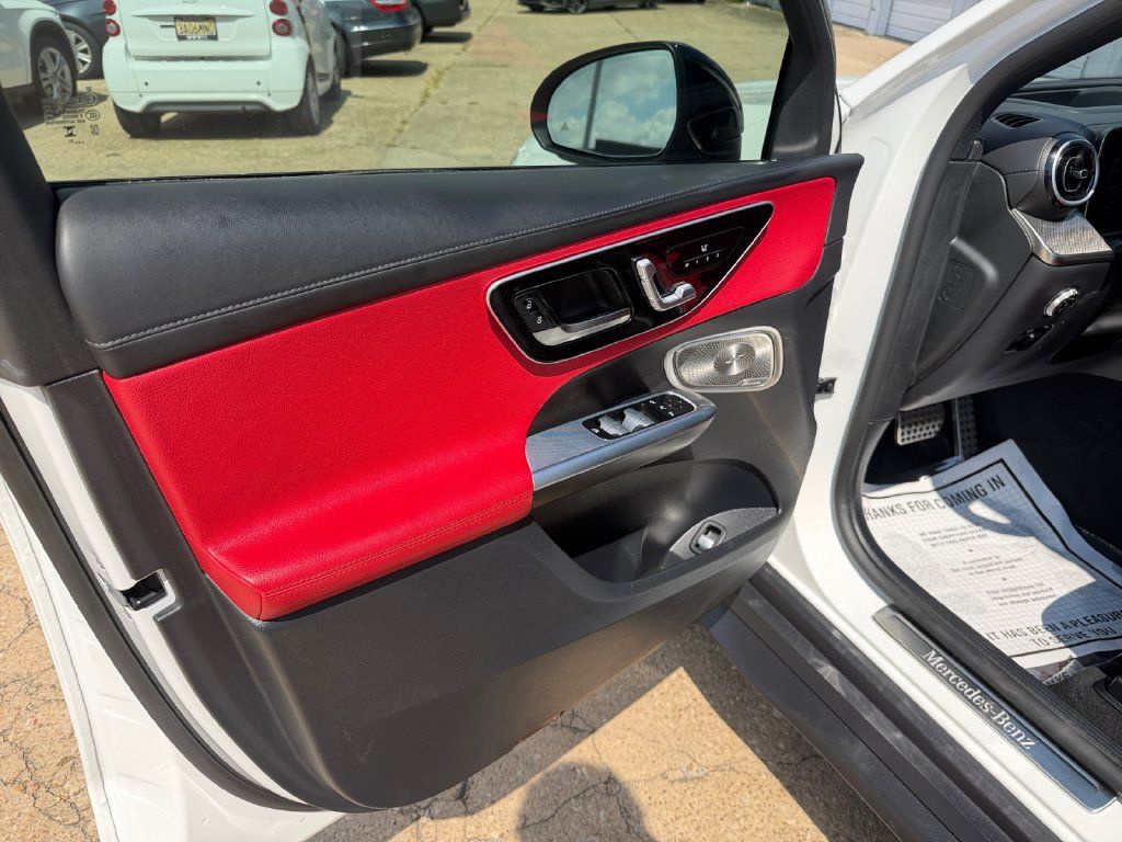 Certified 2023 Mercedes-Benz GLC 300 image 11