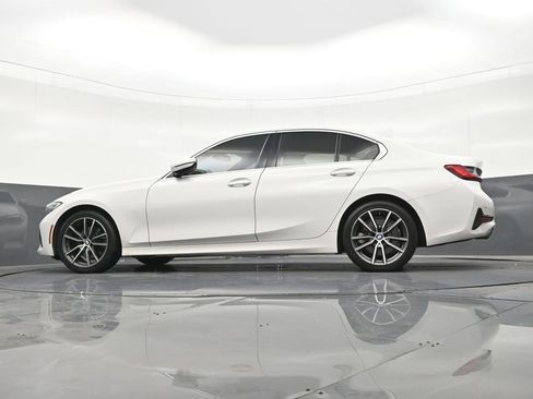 Used 2021 BMW 330i Sedan w/ Convenience Package RWD image 25