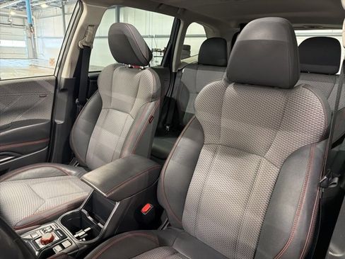 Used 2022 Subaru Forester Sport image 9
