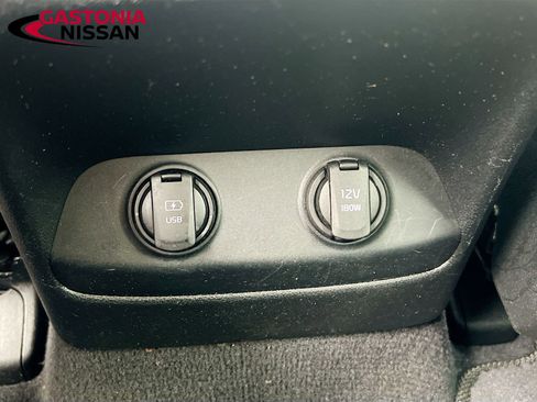 Used 2019 Kia Sorento LX image 31