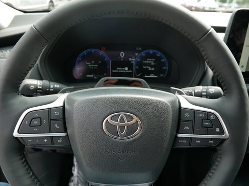 Certified 2026 Toyota Grand Highlander AWD image 26