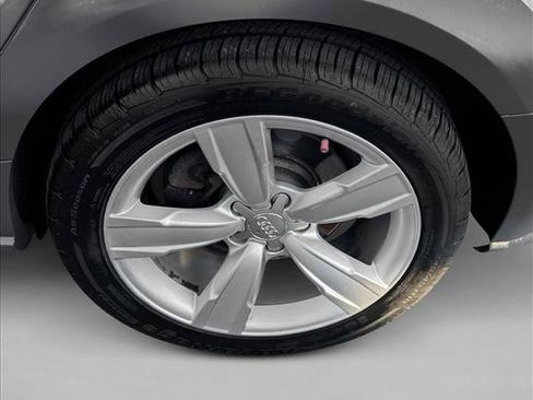 Used 2016 Audi A4 Premium Plus w/ Technology Package image 7