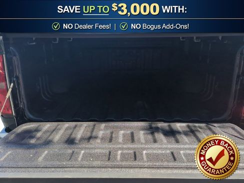 Used 2022 Chevrolet Colorado LT w/ LT Convenience Package image 24