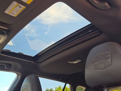 Used 2023 Subaru Outback Wilderness AWD/4WD image 27