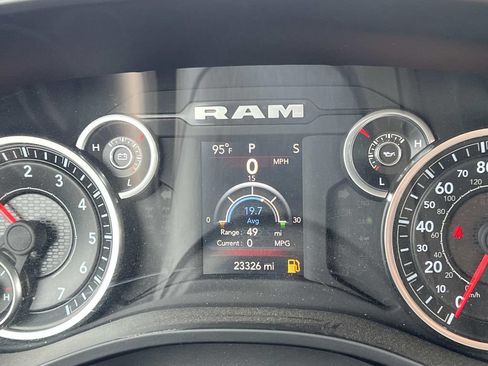 Used 2023 RAM 1500 Big Horn AWD/4WD image 19