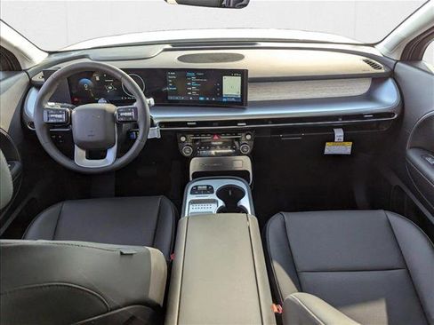 New 2026 Hyundai Ioniq 9 SEL AWD/4WD image 14