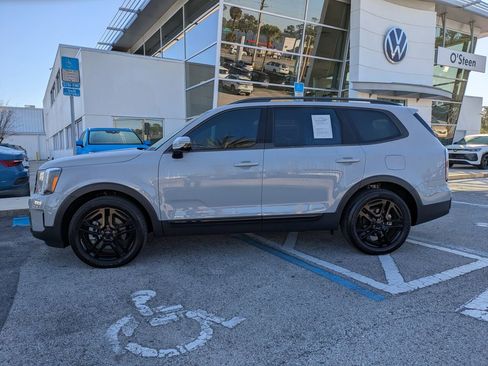 Used 2025 Kia Telluride SX Prestige X-Line image 3