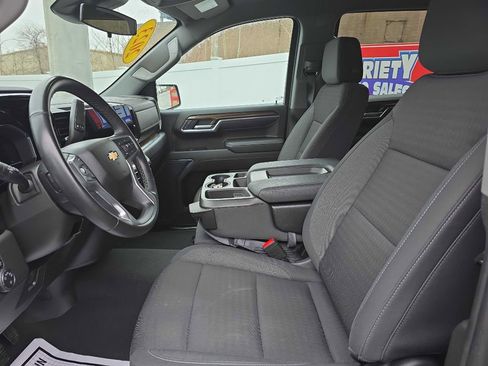 Used 2023 Chevrolet Silverado 1500 LT image 16