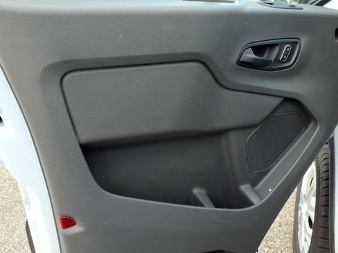 Used 2025 Ford Transit 250 Low Roof w/ Exterior Upgrade Package RWD image 15