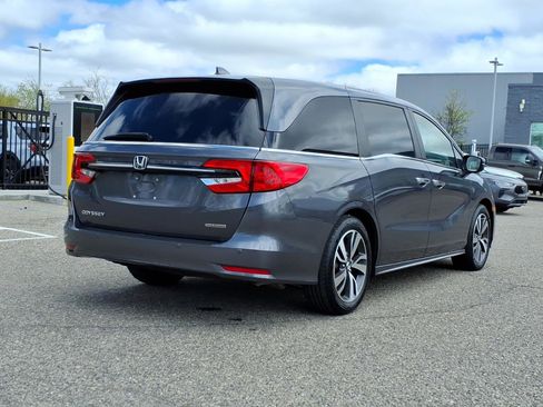 Used 2022 Honda Odyssey Touring image 7