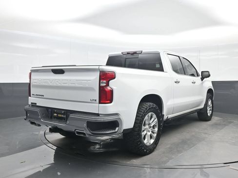 Used 2022 Chevrolet Silverado 1500 LTZ w/ LTZ Premium Package AWD/4WD image 6