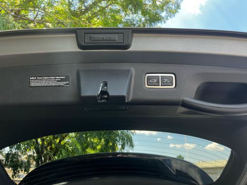 Used 2025 Kia Sorento EX AWD/4WD image 22