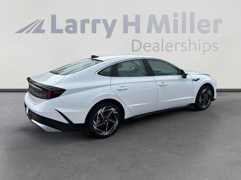 New 2026 Hyundai Sonata SEL FWD image 5