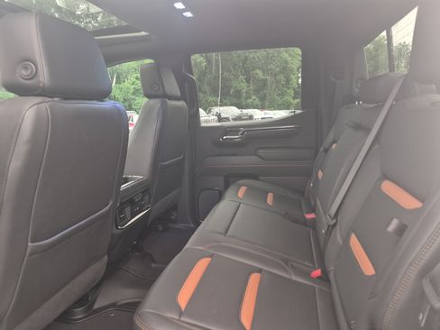 Certified 2023 GMC Sierra 1500 AT4 w/ Technology Package AWD/4WD image 12