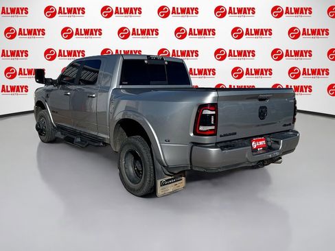 Used 2021 RAM 3500 Laramie w/ Night Edition image 9