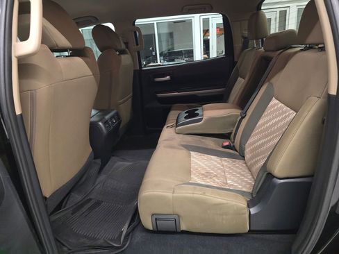 Used 2018 Toyota Tundra SR5 w/ SR5 Upgrade Package image 33