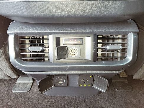 Used 2022 Ford F150 Lariat w/ Equipment Group 502A High AWD/4WD image 14