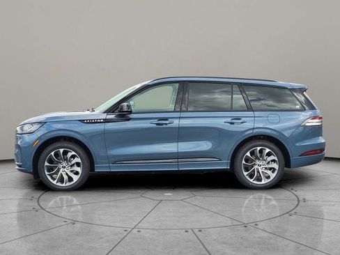 New 2026 Lincoln Aviator AWD image 9
