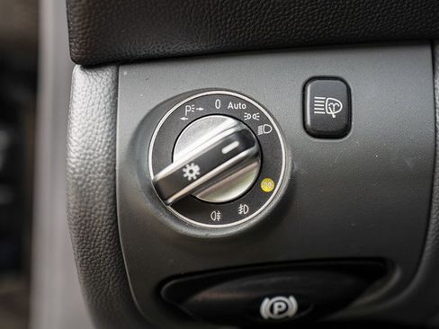 Used 2004 Mercedes-Benz SL 500 image 53