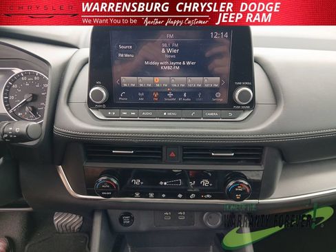Used 2024 Nissan Rogue SV AWD/4WD image 20
