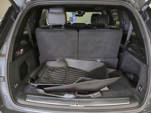 Used 2023 Jeep Grand Cherokee L Overland w/ Advanced Protech Group III image 13