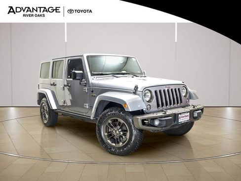 Used 2017 Jeep Wrangler Unlimited Sahara AWD/4WD image 2