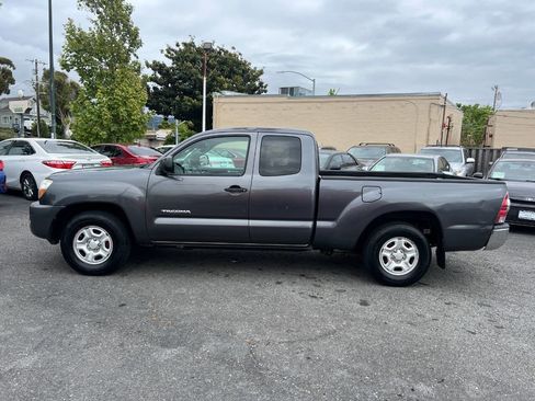 Used 2011 Toyota Tacoma 2WD Access Cab w/ SR5 Pkg #2 image 6
