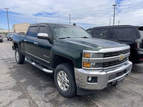 Used 2015 Chevrolet Silverado 2500 LTZ AWD/4WD image 13