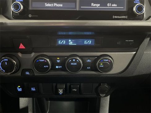 Used 2022 Toyota Tacoma SR5 w/ Technology Package image 20