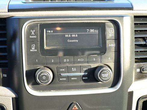 Used 2018 RAM 2500 Tradesman w/ Chrome Appearance Group image 24