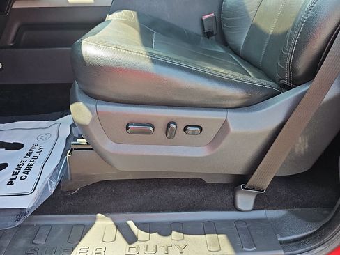 Used 2014 Ford F350 Lariat w/ Lariat Ultimate Package AWD/4WD image 27